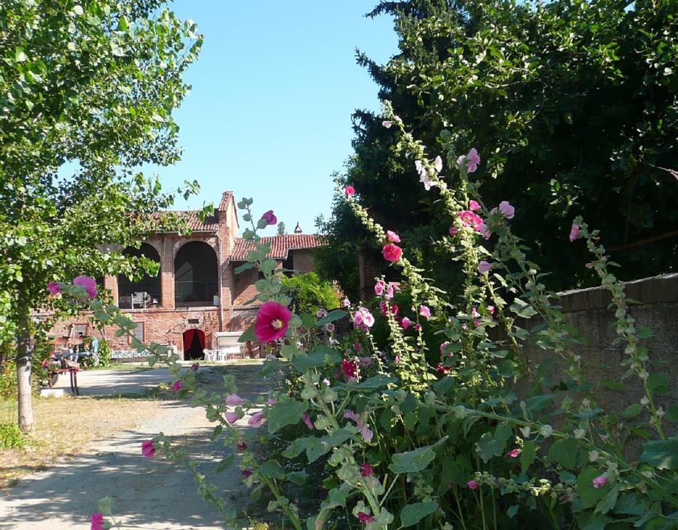 Agriturismo Olivazzi Villa Quattordio Exterior photo