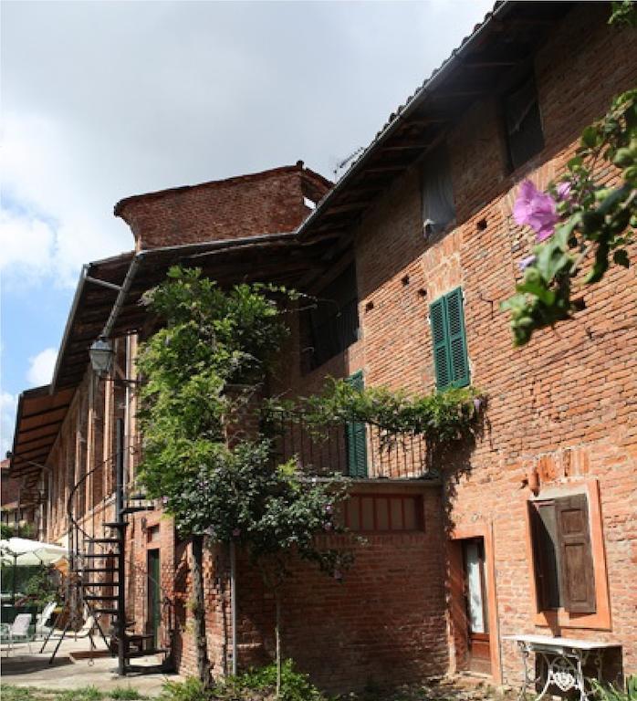 Agriturismo Olivazzi Villa Quattordio Exterior photo